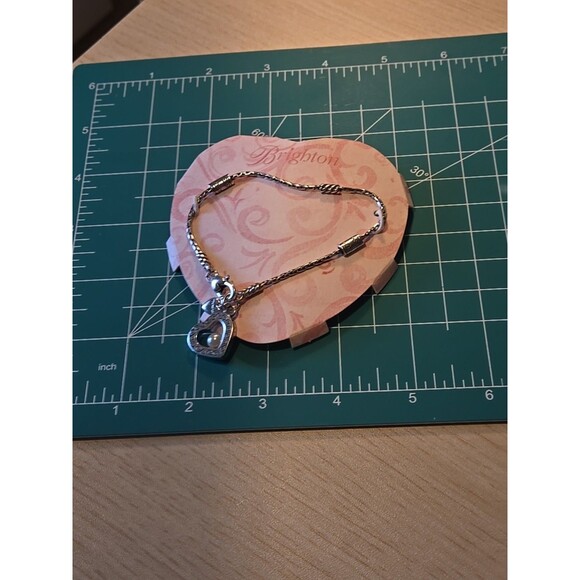 Brighton Sorority Row Scroll Heart Faux Pearl Charm Silver Chain 8" Bracelet New - Picture 6 of 6